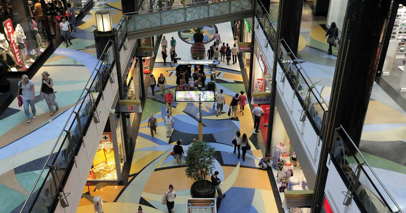 Stationärer Einzelhandel in Deutschland schrumpft weiter.