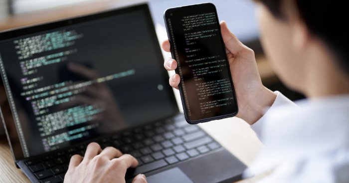 A crowdtester runs regression tests on a mobile pplication.
