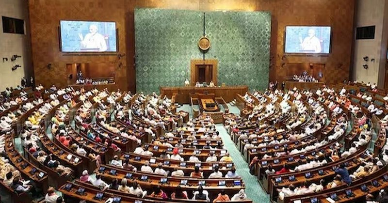 २०२९ मध्ये बदलणार देशाचे राजकारण! लोकसभेच्या जागा ५४३ वरून ८१६ होणार; महिलांना मिळणार २७३ जागांचे आरक्षण - Marathi News | Women's Reservation Bill 2029: The country's politics will change in 2029! Lok Sabha seats will increase from 543 to 816; Women will get reservation of 273 seats | Latest National News at Lokmat.com