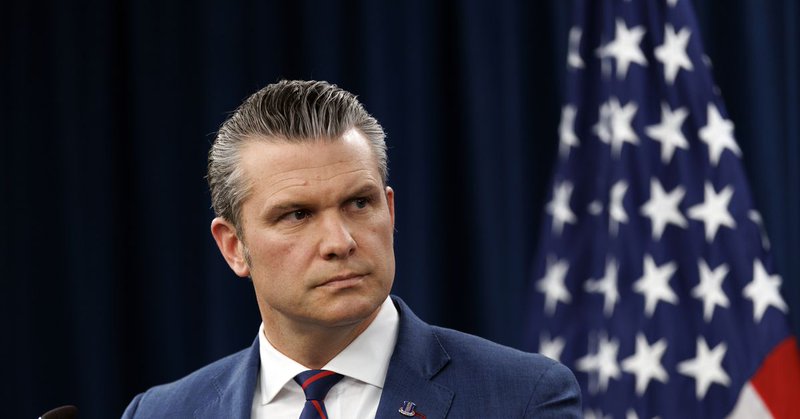 De Amerikaanse minister van Defenise Pete Hegseth.