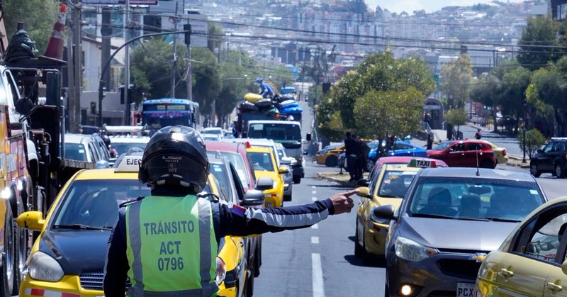 Revisa los horarios, los dígitos prohibidos y las multas vigentes para circular este jueves 26 de marzo en el Distrito Metropolitano