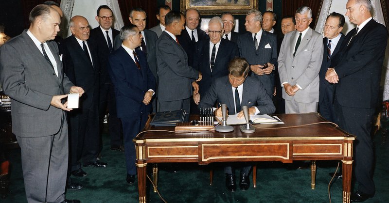 President John F. Kennedy signing the Nuclear Test Ban Treaty of 1963 in the Treaty Room. President Trump spoke last month to a group including some members of the Committee for Preservation of the White House and the Commission of Fine Arts about potentially turning the Treaty Room into a bedroom.