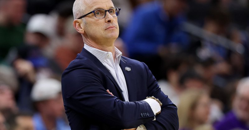 Dan Hurley during a UConn game against Furman in the NCAA Tournament