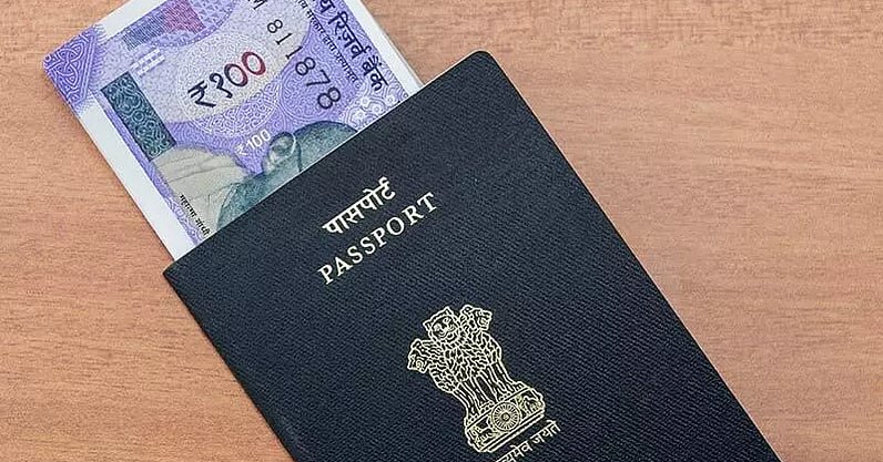 NRI-களே: உங்களைச் சீக்கிரமே கோடீஸ்வரராக்கும் 7 முதலீட்டு ரகசியங்கள்!