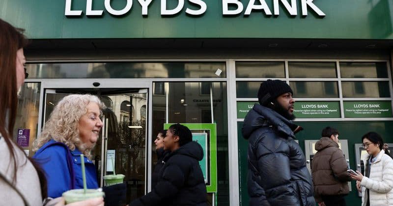 Featured image for Nearly half a million customers hit by Lloyds IT glitch that exposed transaction data, committee says