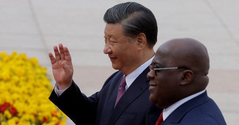Democratic Republic of Congo's President Felix Tshisekedi and Chinese President Xi Jinping attend a welcoming ceremony at the Great Hall of the People in Beijing, China May 26, 2023. REUTERS/Thomas Peter/Pool/File Photo