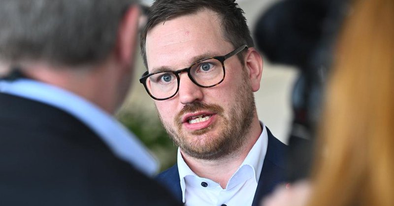 Vänsterpartiets utrikespolitiskatalesperson Håkan Svenneling (V).