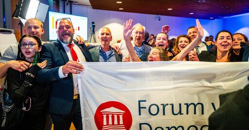 Voorkeursstemmen splijten Forumfracties, meerdere raadsleden stappen op