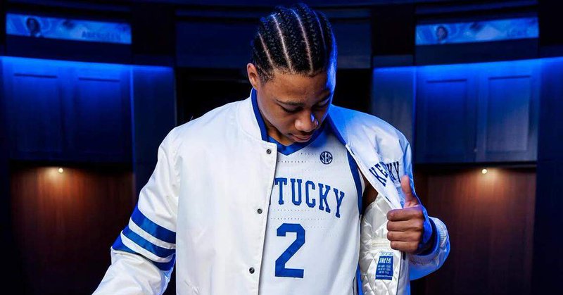 Class of 2026 point guard Mason Williams committed to Kentucky on Friday afternoon after visiting the UK campus Wednesday. Williams was previously committed to play for his father, former NBA All-Star guard Mo Williams, at Jackson State.