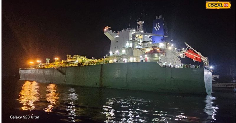 LPG Shortage: గ్యాస్ కష్టాలకు చెక్.. విశాఖకు చేరుకున్న భారీ ఎల్‌పీజీ నౌకలు.. ఇంధన అవసరాలకు ఊరట!