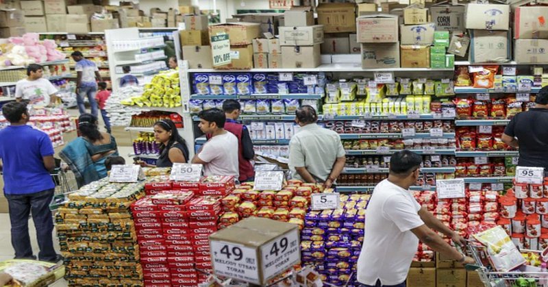 आता प्लास्टिकही पोळणार! इराण युद्धामुळे बादल्या, डबे ते औषधांच्या किमतीत मोठी वाढ होणार; कोणत्या वस्तू महागणार? | Plastic Price Hike 2026 : Now even plastic will burn! Due to the Iran war, the prices of buckets, cans and medicines will increase significantly; which items will become more expensive? | Latest Business Articles at Lokmat.com