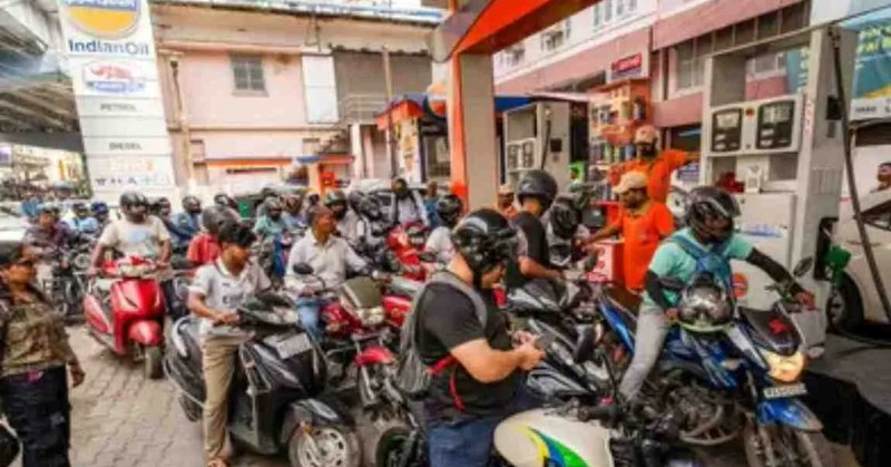 Government Denies LPG & Fuel Shortage Rumors: India Has 60 Days Stock