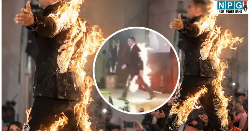 Akshay Kumar का आग वाला रैंप वॉक: खुद के कपड़ो को जलाकर किया खतरनाक स्टंट, देखिए वायरल वीडियो