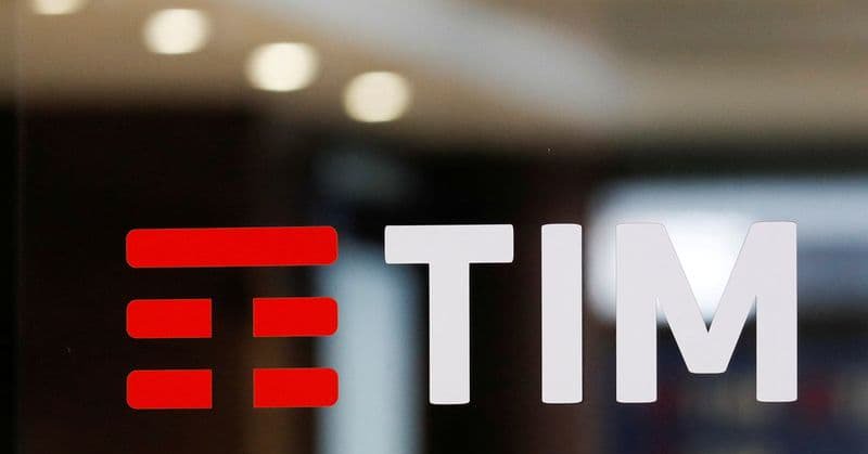 Featured image for Italy's Poste seeks meeting with Telecom Italia board over takeover bid, sources say