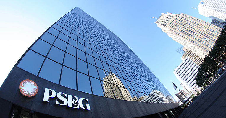 Sr HR Tch Grp Mgr Data, Scy & SOX Ctl in Newark, NJ