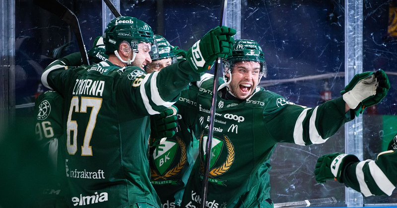 Färjestad firar segermål mot Rögle under ishockeymatchen.