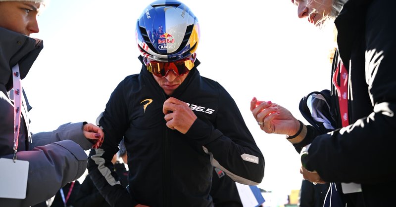 Tom Pidcock erlebt Horrorsturz in Katalonien