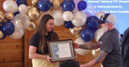 Veteran receives his certificate