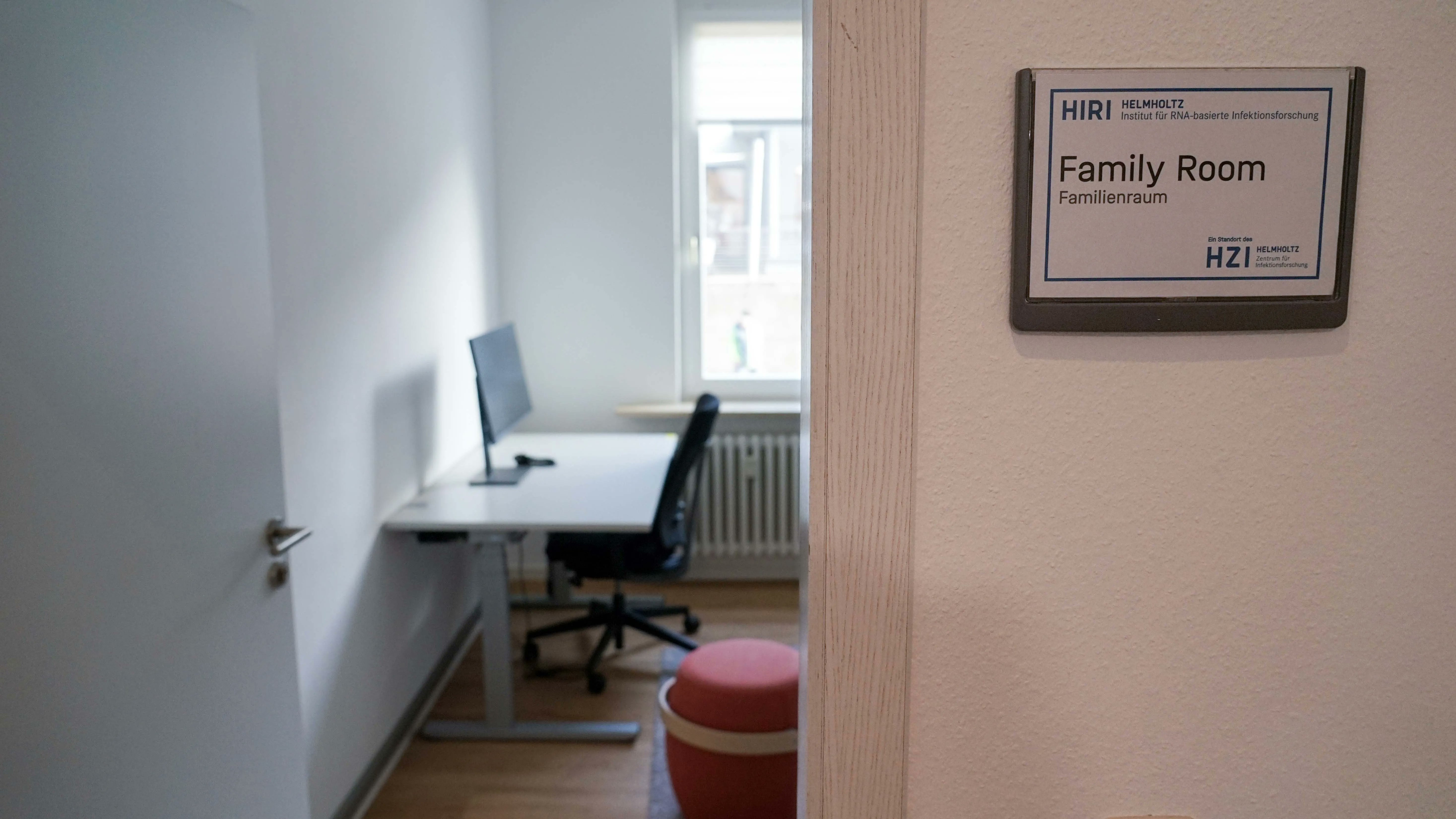 Picture of the new family room. Photo: Helmholtz Institute Würzburg / Luisa Macharowsky