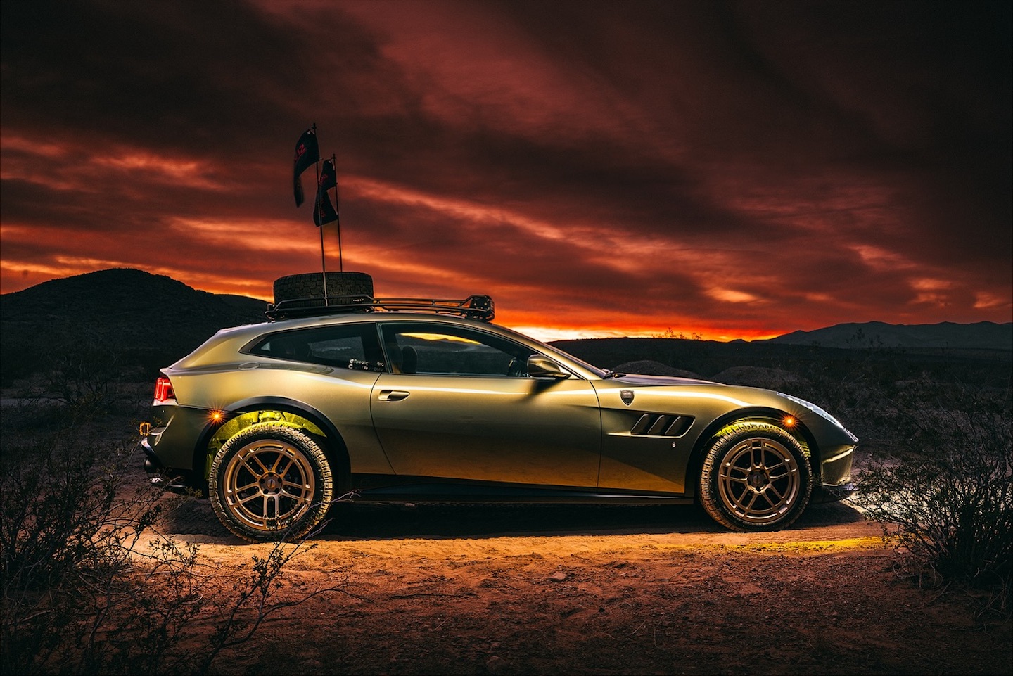 GlasWerks Special Operations "Elevato V12" Ferrari GTC4Lusso on Forgeline One Piece Forged Monoblock TR11 5-Lug Wheels, profile