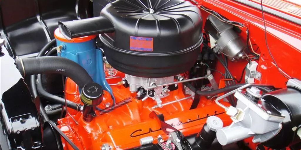 The Legendary Small Block Chevrolet V8