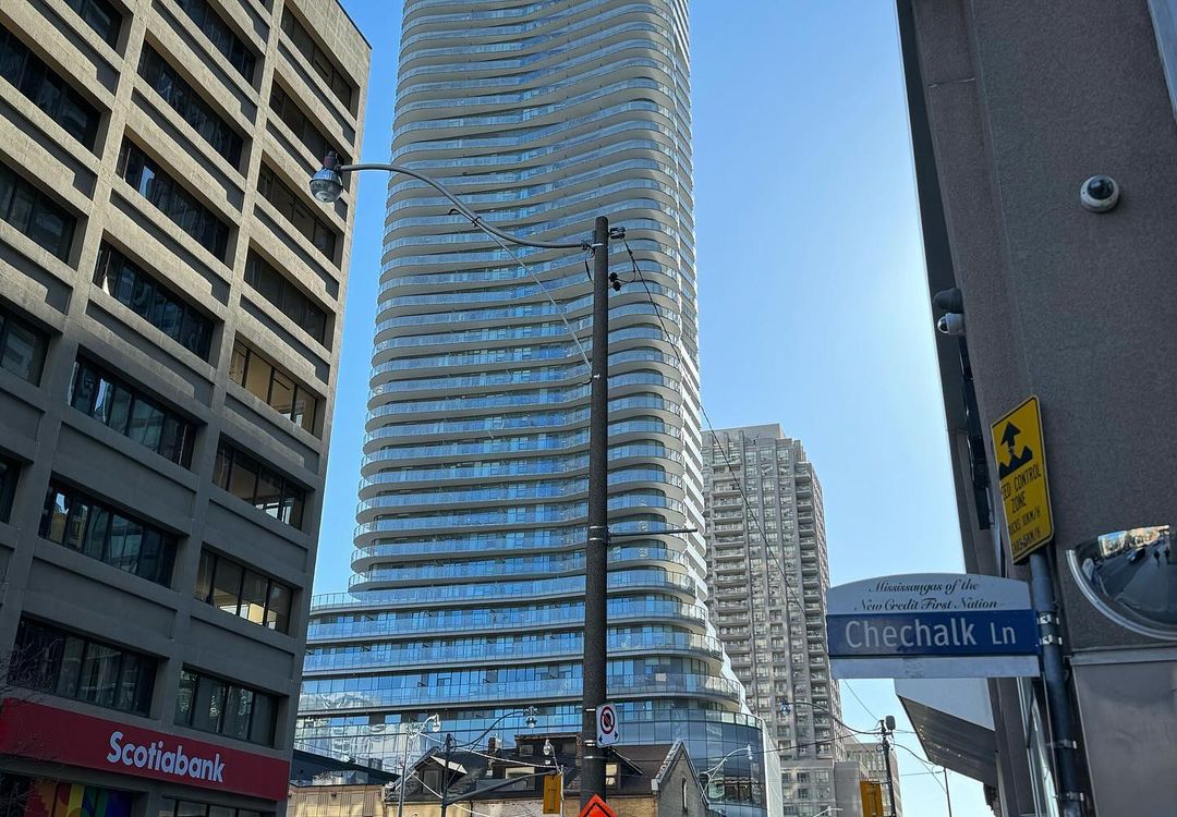 A tall building in Toronto