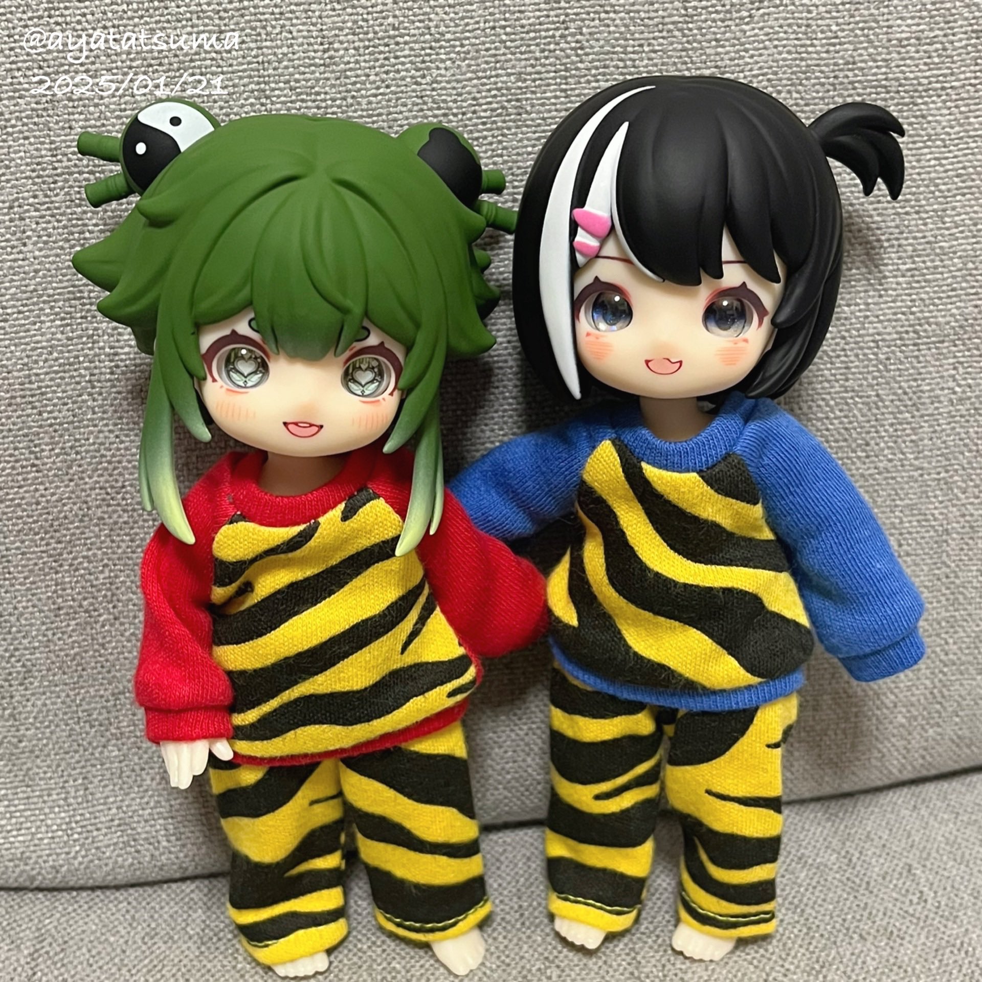 ブラインドドール　NAGI留学シーズン　より
竹月(画面左)と鳶猫(画面右)
服はすべて自作 #たつまドール服