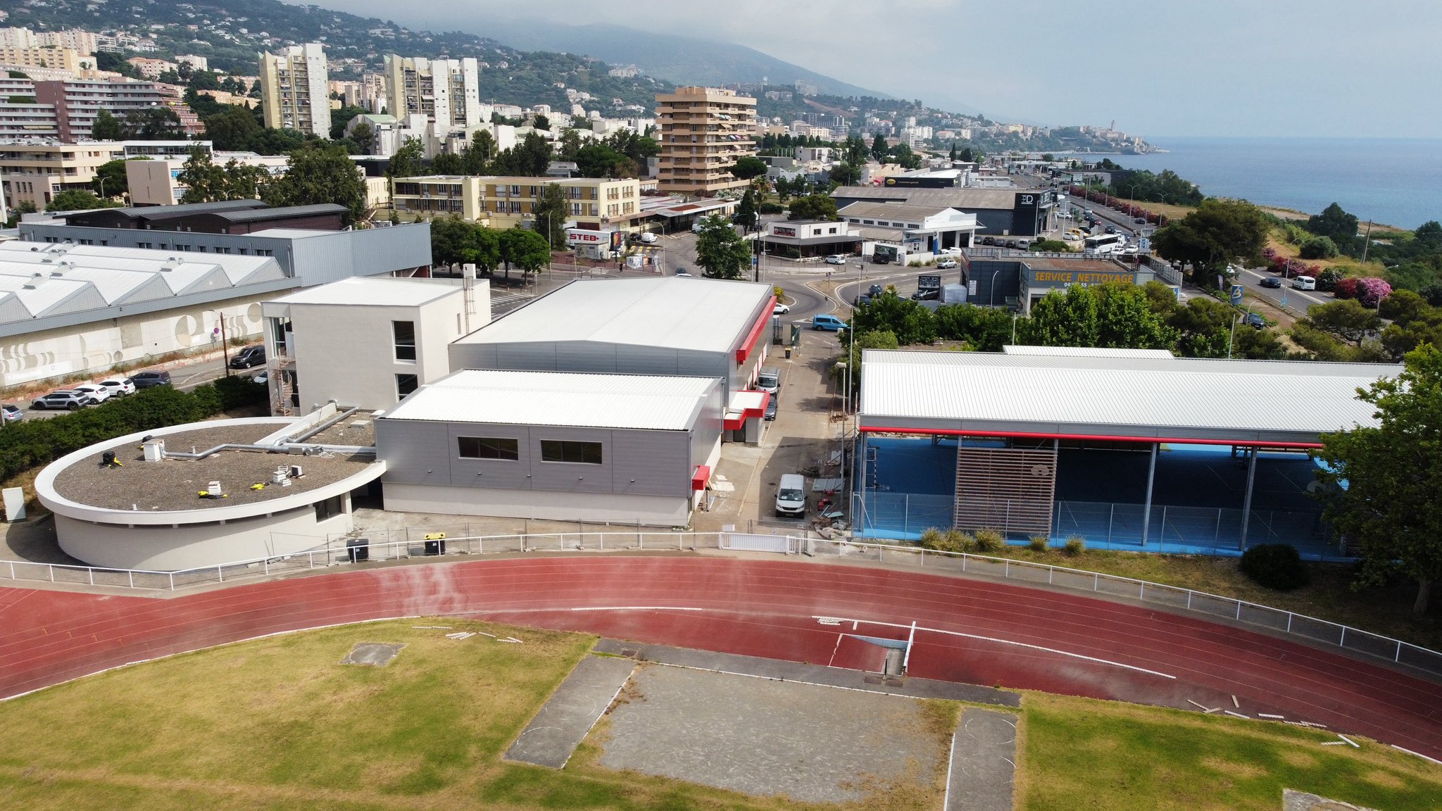 Cette opération, qui débutera en fin d’année 2025, viendra ainsi clôturer le plan de modernisation global des équipement de Bastia sud entrepris depuis 2020 : Cosec Pepito Ferretti, Spaziu Roger Poggi, Volpagiu rugby..