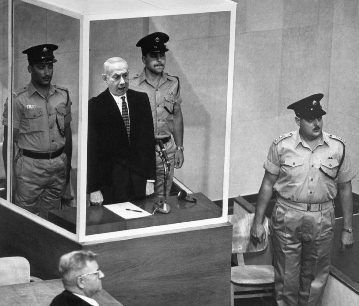 #History #ParallelUniverse 