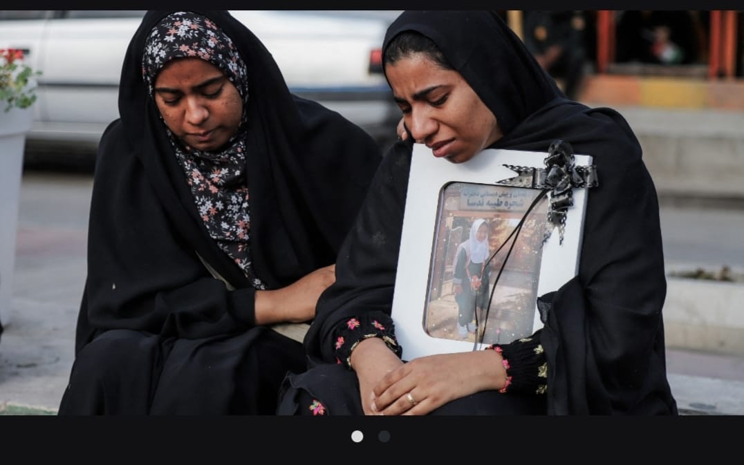 Trump regime + Netanyahu bomb Iran: WHC verifies 13 hospitals hit, incl. Gandhi in Tehran - beds buried in rubble. Kids dead? 165+ girls at Minab school alone. This is 'peace'? #IranWar #TrumpWarCrimes #ChildVictims"