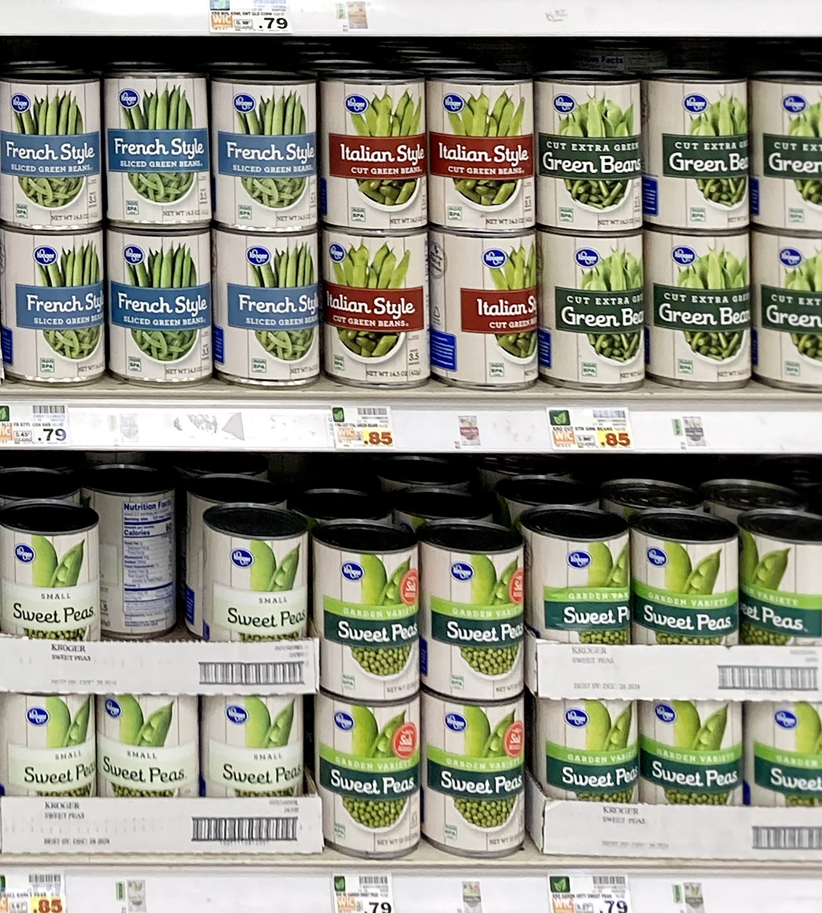 🇺🇸🫛🌽
Canned food peas and corn
on shelf at supermarket
See more editorial supermarket photos 👇📸🤳✨
https://stock.adobe.com/contributor/211338080/Whatson
#GreenGiant #Kroger #DelMonte #LeSueur #Libbys #CannedVegetables #GreenBeans #SweetCorn #GoldenCorn #Peas #Carrots #MixedVegetables #Beets #Potatoes #WaxBeans #LimaBeans #Asparagus #PantryStaples #GroceryShopping #CannedFood #HealthyEating #SideDish #KitchenEssentials #StockUp #CookingIngredients