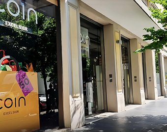 La vetrina del Coin Prati Excelsior