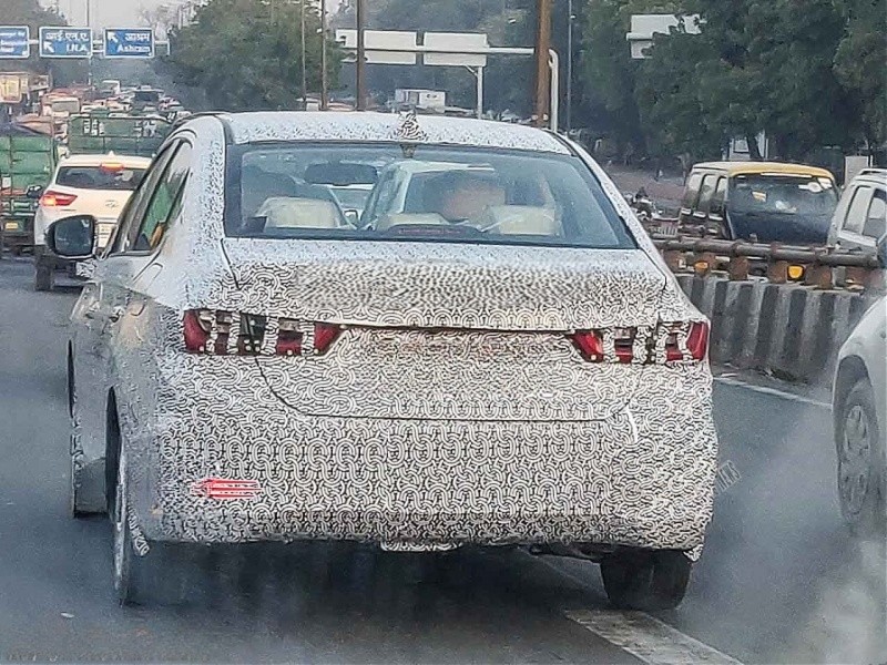 Honda City Facelift 2026 Spotted: Pakistan Launch Timeline

Read Full Blog Now: https://caradvisers.com/blogs/honda-city-facelift-2026-spotted-pakistan-launch-timeline