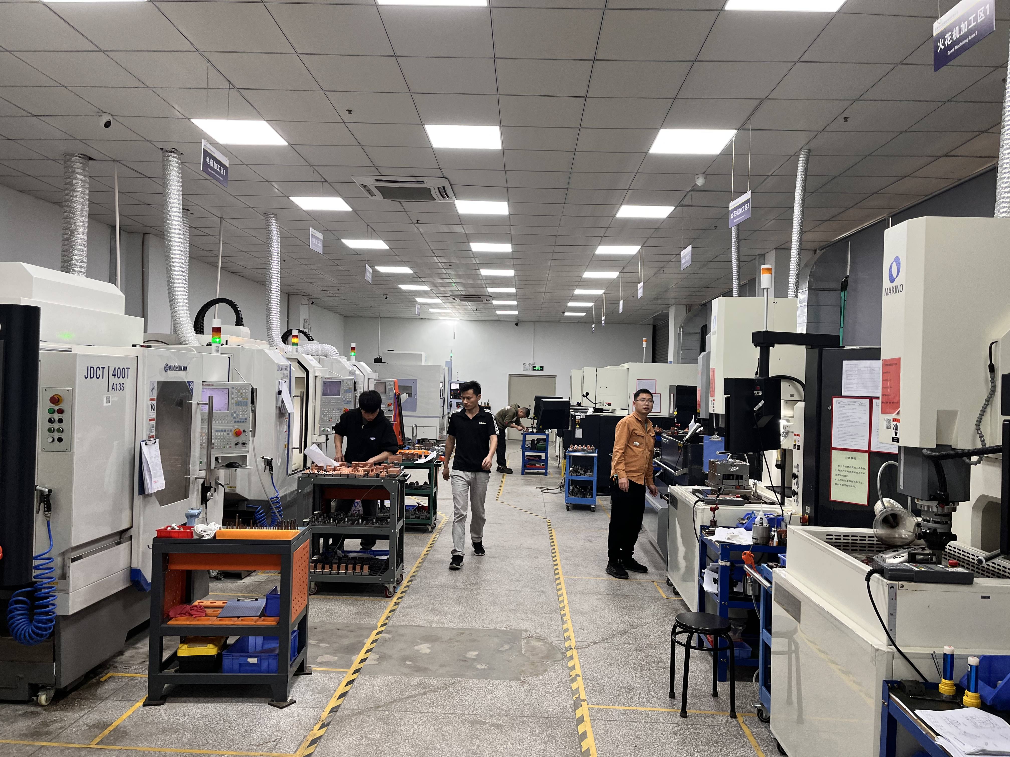 Equipped with a full set of high-precision professional equipment imported from Japan — including CNC machining centers, CNC milling machines, EDM spark machines, and slow wire-cutting machines — our mold workshop operates under strict quality control throughout every process.
Backed by a skilled team of veteran operators and technicians, we strictly follow design drawings and technical standards to ensure exceptional mold precision, stability, and long service life.
This robust mold development system allows us to continuously innovate and launch more than 20 new game controller models every year, supporting rapid product iteration, customized design, and stable mass production for our global partners.