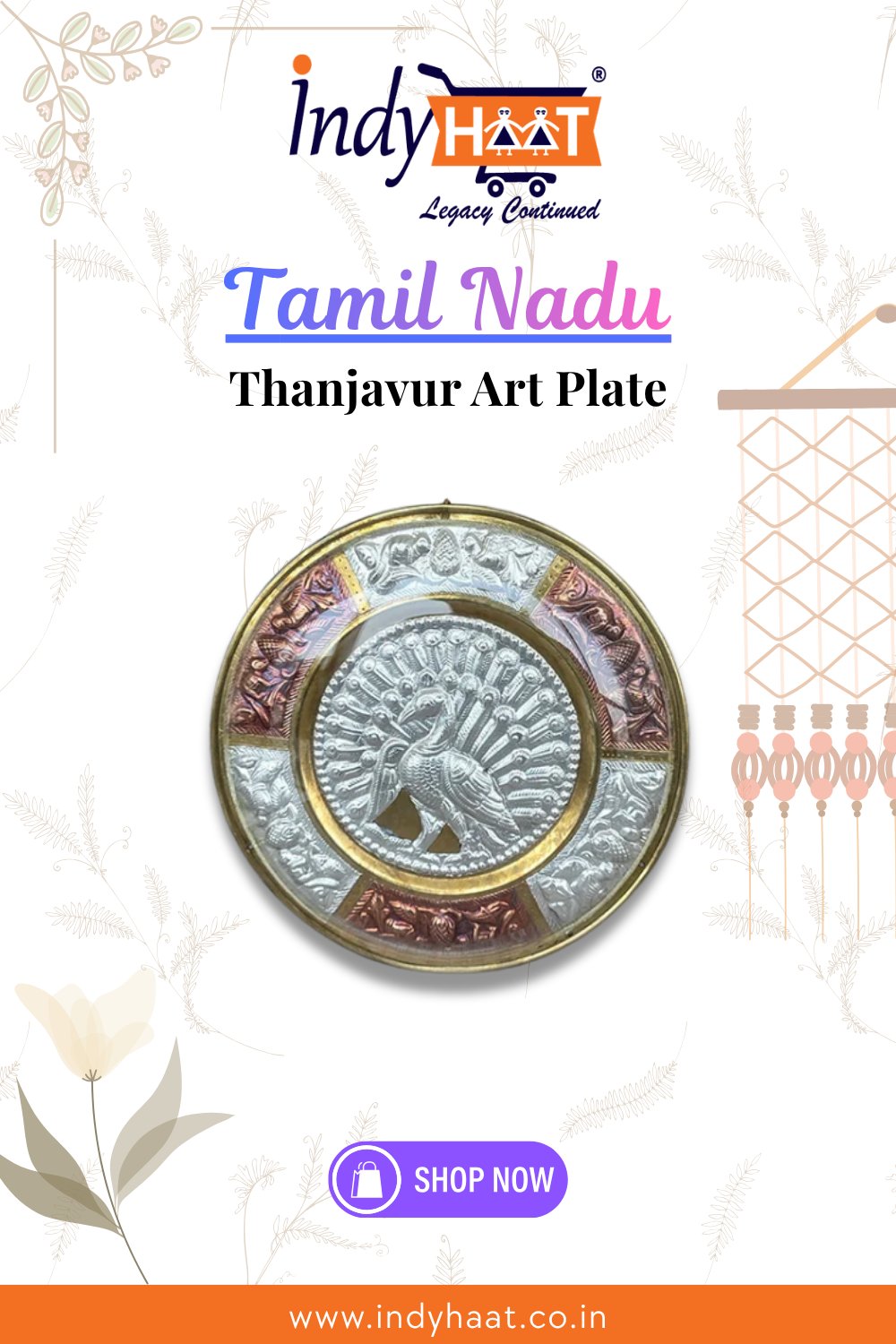 Thanjavur Art Plates are masterfully handcrafted by skilled artisans from Thanjavur. Renowned for their exquisite embossing, radiant gold foil work, and traditional motifs depicting sacred and royal themes.