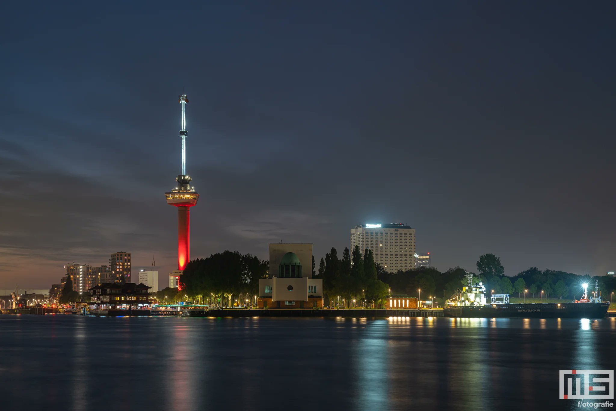 Het Euromast in Rotterdam