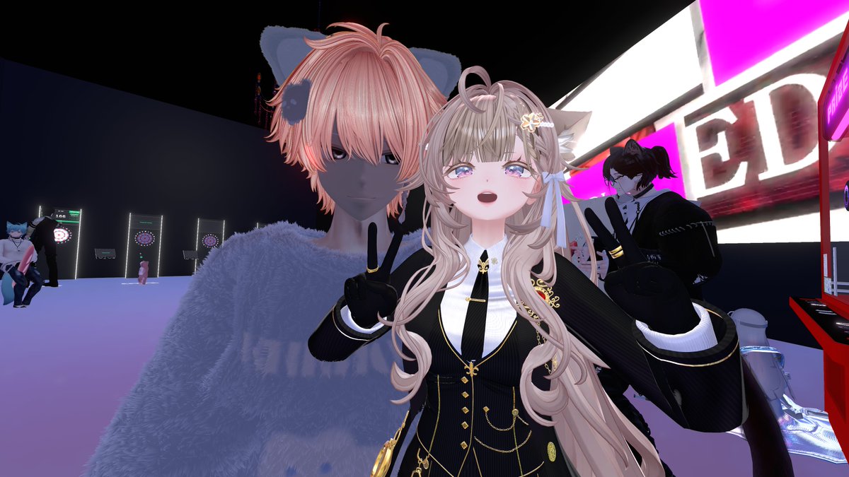 KITANIさん
私の名前のあれはアスタリスクっていって星マークです。
雪の結晶のイメージなんです覚えて下さい。
今度テストします！