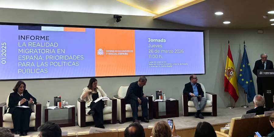 #USO analiza el informe sobre la realidad migratoria en España que deja al descubierto las principales carencias de una población creciente: pedimos un enfoque basado en derechos, no utilitarista, y hacemos un llamamiento al fin de los delitos de odio.
https://www.uso.es/la-realidad-migratoria-en-espana-carencias-necesidades-y-falta-de-politicas-publicas-solidas/