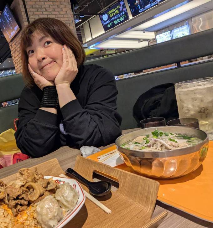 ぜ、ぜ、ぜ、全部1人で食べるわけじゃないんだからねっ！！！！！
ちゃんとシェアハッピーした！！