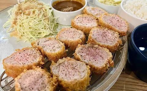 Pork cutlet with rice.