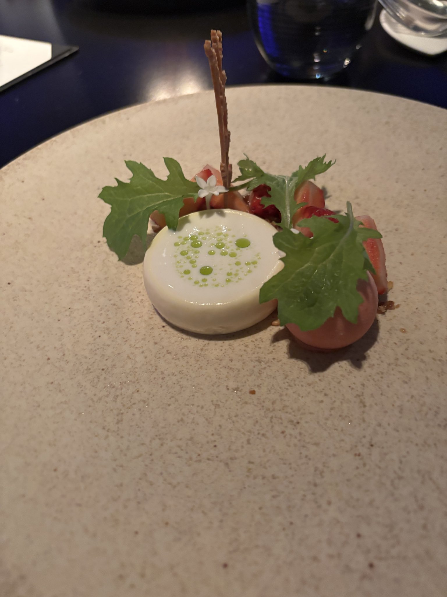 デザートも可愛い😍まるで、小人が隠れていそうな世界観。