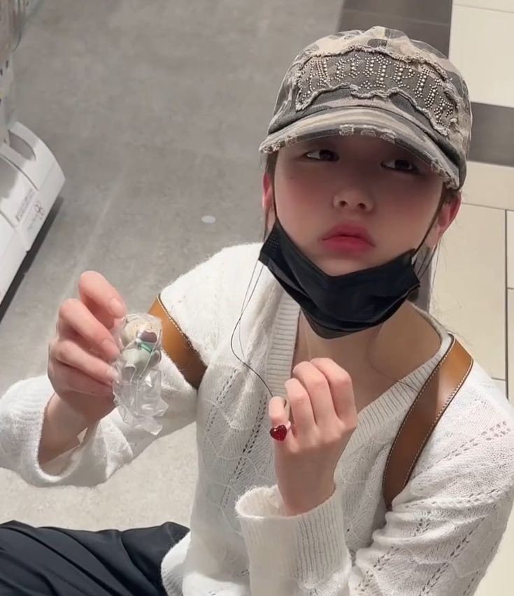 Gemes banget tuh pipinya.