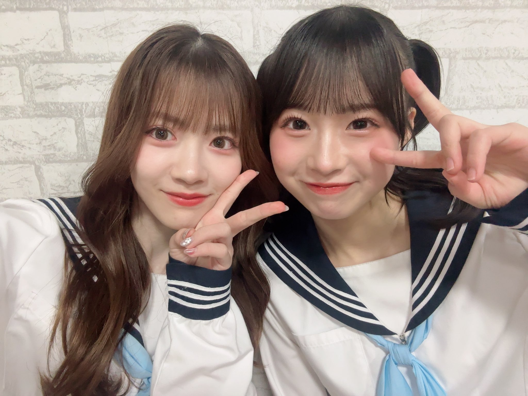 リサとはどちらかというと悔しいことを共有してきたから、これから嬉しいことだったり楽しい思い出を作りたかったのが本音やけど、何回卒業を止めてもリサの決断が揺らぐことは1度もなくてそれほど沢山考えて決めたんだと思います。大好きなりさが決めた決断なので、リサの未来を応援するよー！！


可愛くて、キラキラしてて元気いっぱいでアイドルが似合いすぎてるリサが大好きだよー！


りさの生誕祭の時にはもう卒業することが分かっていたのに、考え直してほしくて前向きなことを沢山書いちゃった、最後の生誕祭で手紙書いて欲しいって言ってくれてありがとう😭🤦🏻‍♀️


最後まで沢山思い出作ろうね！