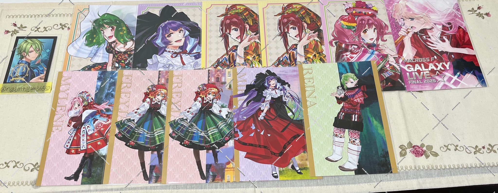 ランカ、美雲、フレイア、レイナは
バサラアップ＞バサラ全身
右上シェリルは少し条件厳しめ
他はミンメイアップ1との交換