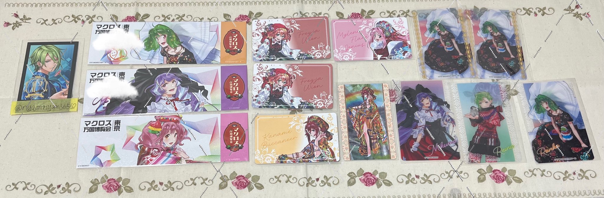 謎解き　バサラサイン、バサラノーマル
ランカサインの方はバサラのサイン、ノーマル2:2纏めての方優先
テレフォンカード　バサラ
クリアカード　シェリル箔ノーマル各１＞バサラ箔ノーマル