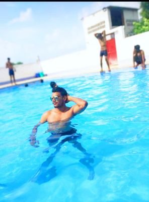 अभिषेक वशिष्ठ