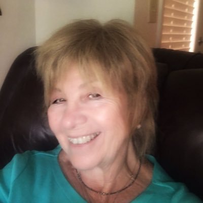 🇺🇸Linda Kennedy