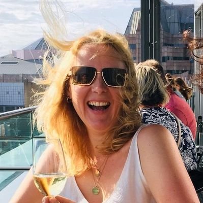 Laura Albins 💙💛