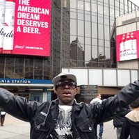 Oeeeeee...Tuto🤨 The one in the photo is not me🧐