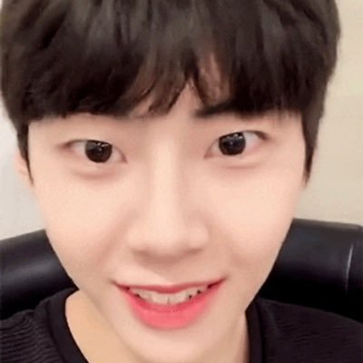 이진혁! 야! 모해!